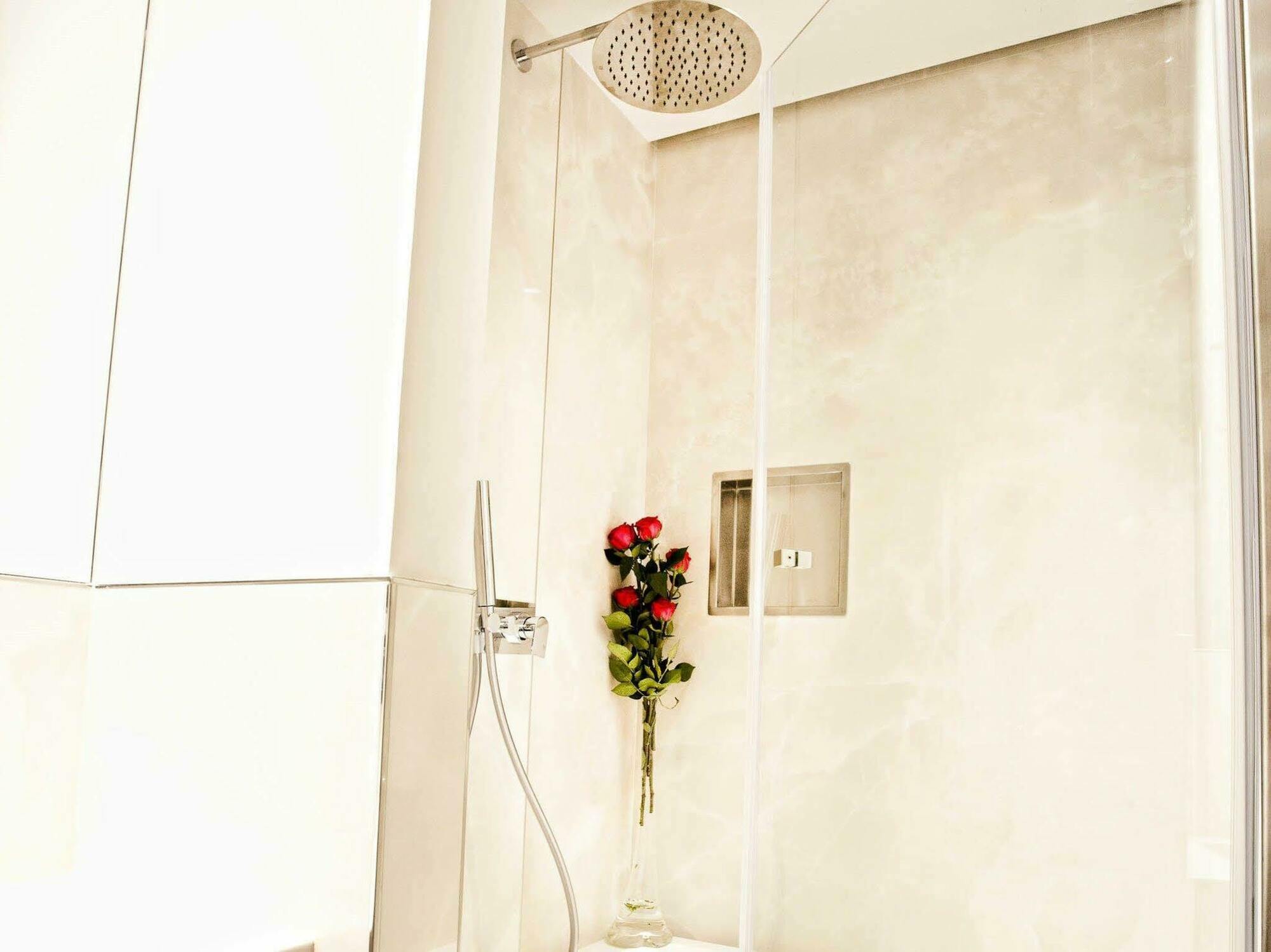 กอร์โซ 12 - โรมา Bed & Breakfast ภายนอก รูปภาพ