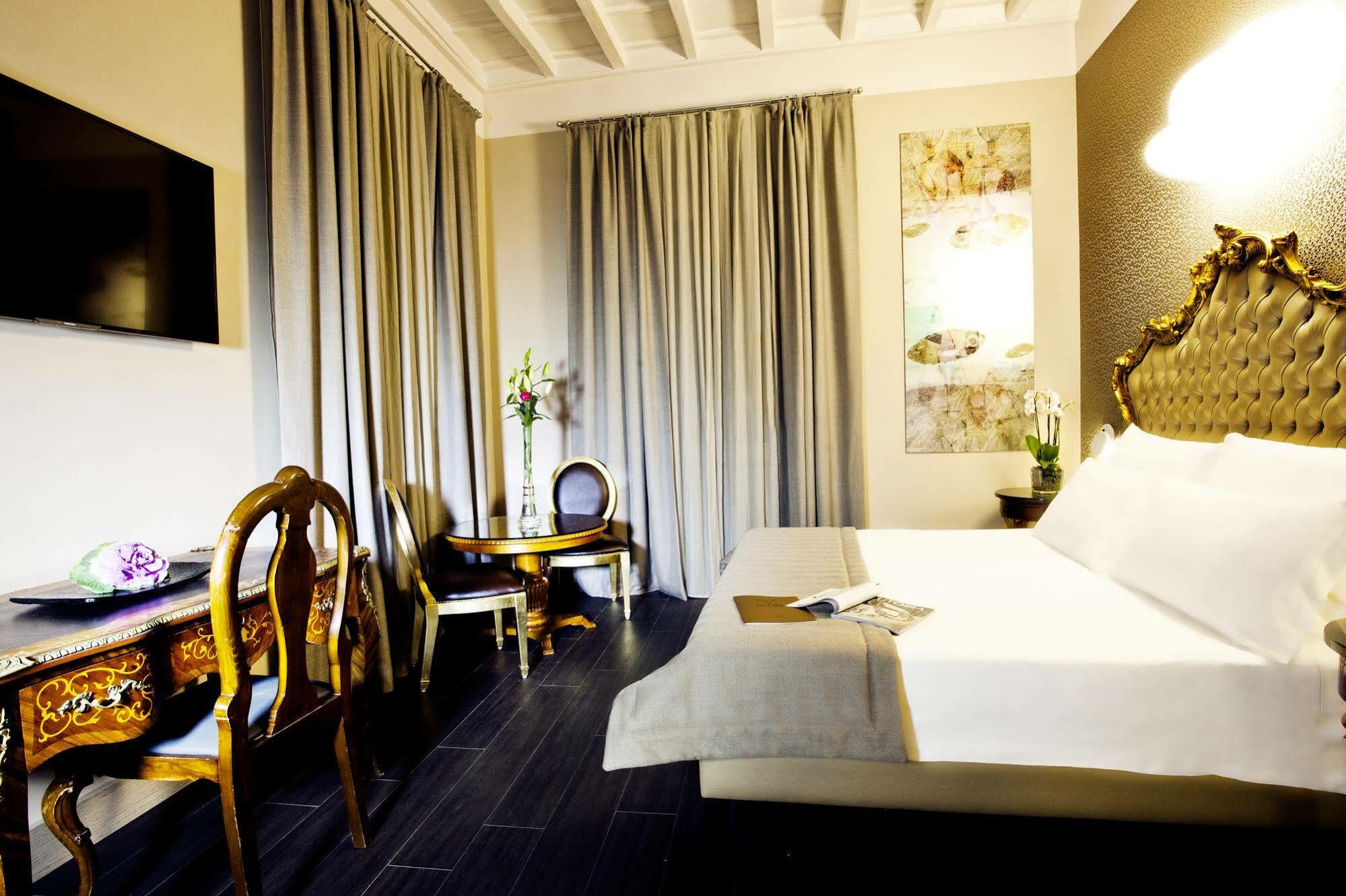 กอร์โซ 12 - โรมา Bed & Breakfast ภายนอก รูปภาพ