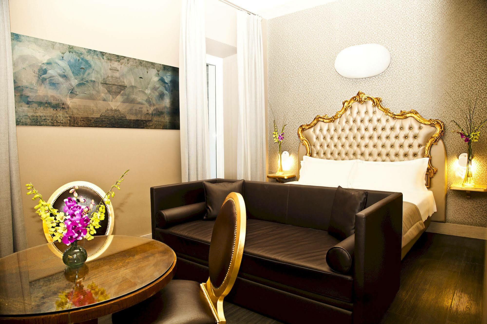 กอร์โซ 12 - โรมา Bed & Breakfast ภายนอก รูปภาพ